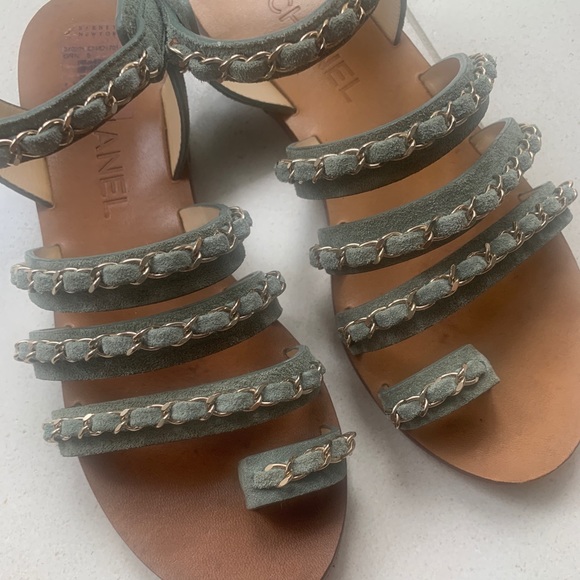 CHANEL Classic Chainlink Multi-Strap Sandals - Picture 4 of 8